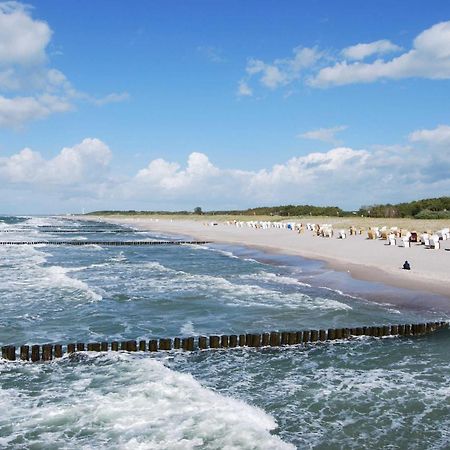 Bungalow Bei Warnemuende Elmenhorst/Lichtenhagen Exteriör bild