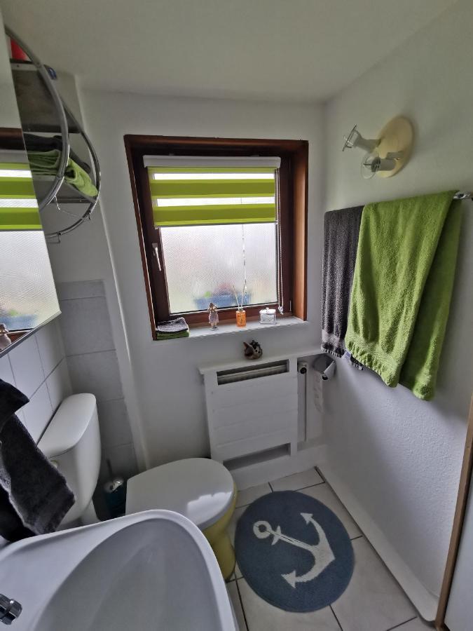 Bungalow Bei Warnemuende Elmenhorst/Lichtenhagen Exteriör bild