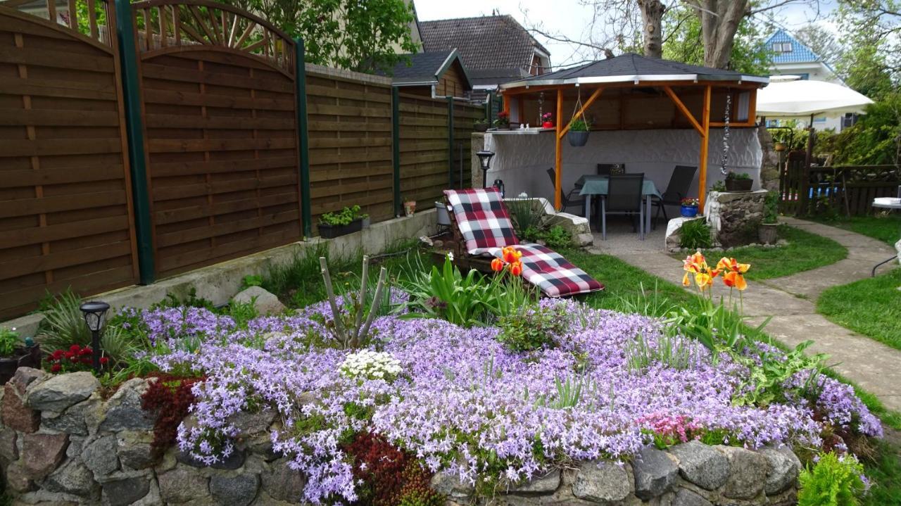 Bungalow Bei Warnemuende Elmenhorst/Lichtenhagen Exteriör bild